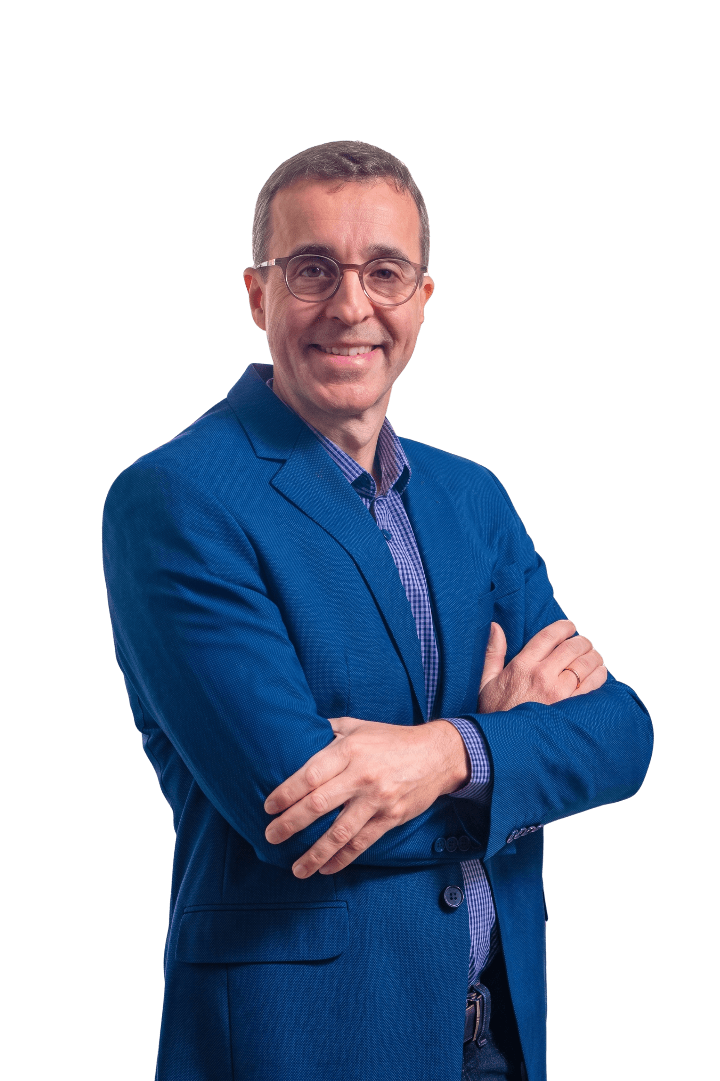 Dr. Fábio Lepper de terno azul e braços cruzados, urologista em Joinville, CRM-SC 13.635